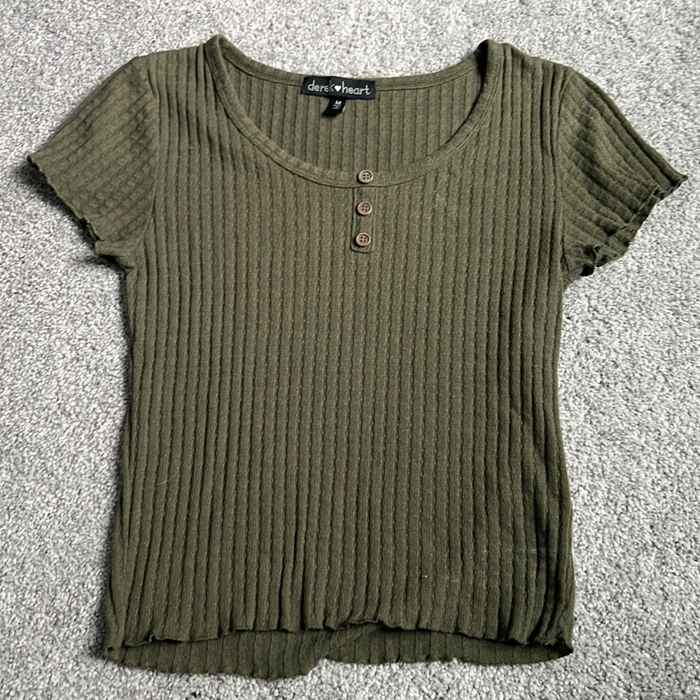 Green soft t shirt